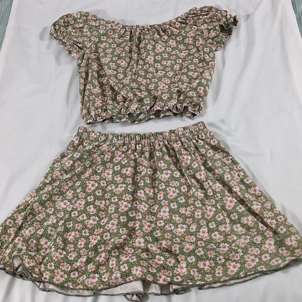 Skirt and blouse size 10